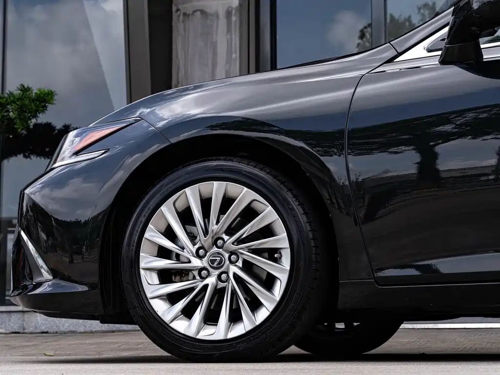 Lexus ES 2018 300h Executive V