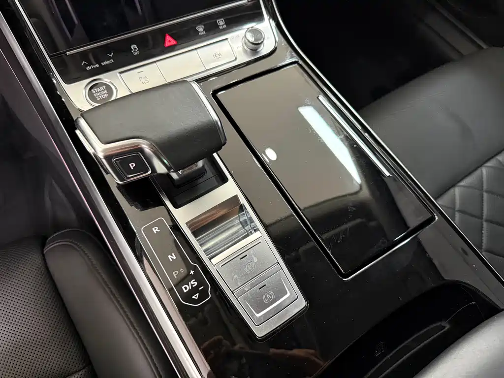 Audi A8 2021 A8L 50 TFSI quattro Comfort