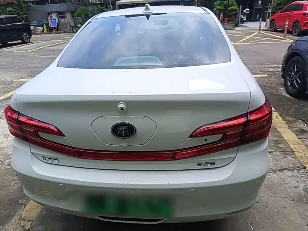 BYD Qin NEV — миниатюра 6