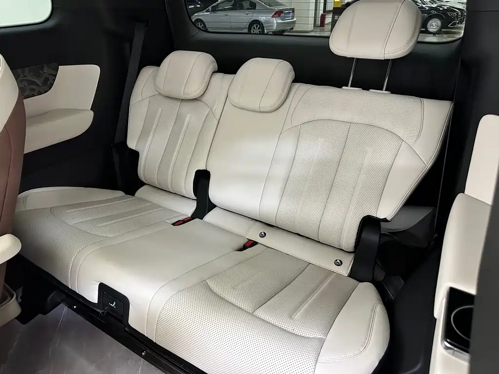 BYD Xia — миниатюра 16