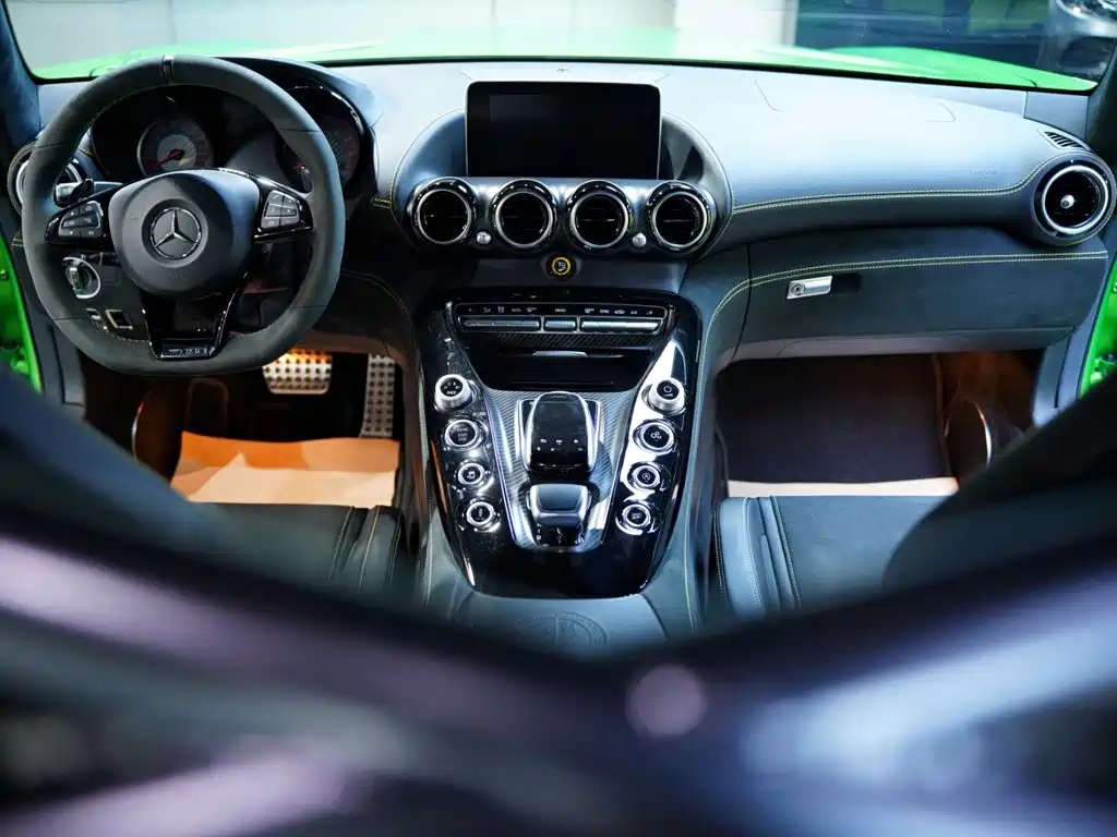 Mercedes-Benz AMG GT — миниатюра 39