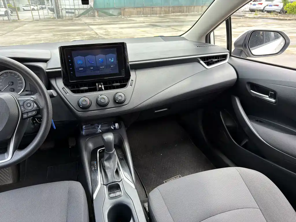 Toyota Corolla — миниатюра 10