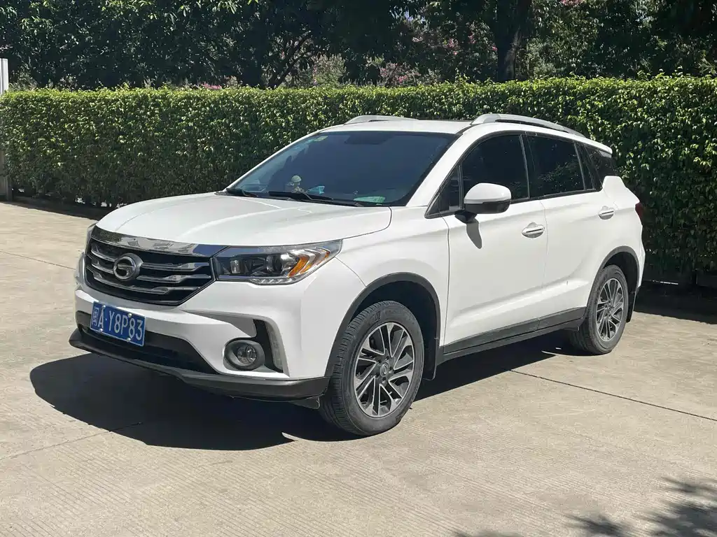 GAC Motor Trumpchi GS4 2015