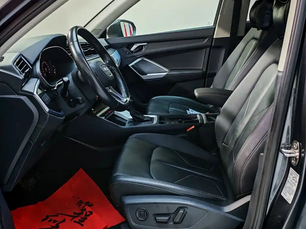 Audi Q3 — миниатюра 11