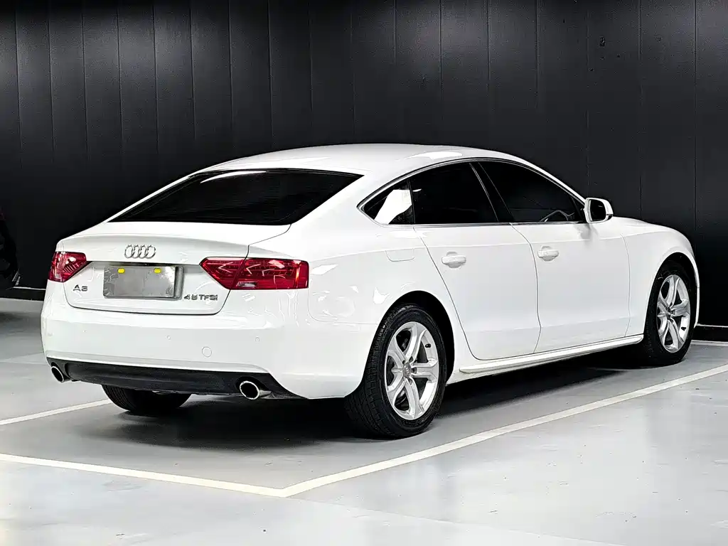 Audi A5 (Import) — миниатюра 17