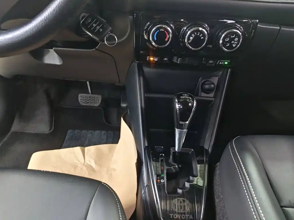 Toyota Vios FS — миниатюра 14