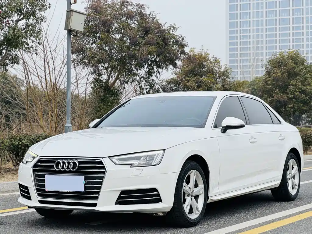 Audi A4L — миниатюра 2