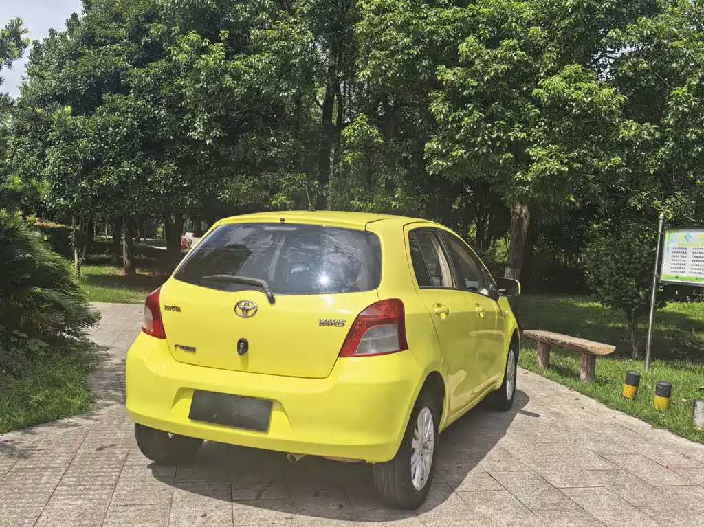 Toyota Yaris — миниатюра 6