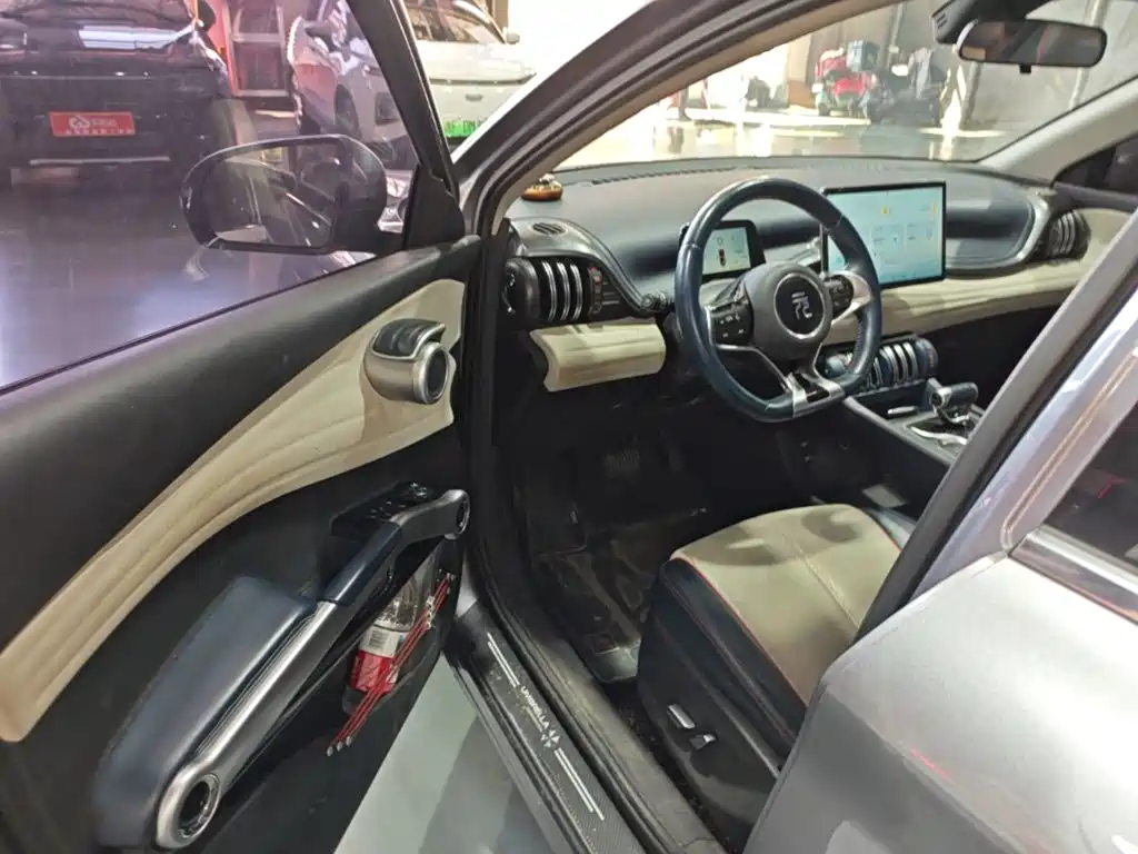 BYD Yuan Plus — миниатюра 21