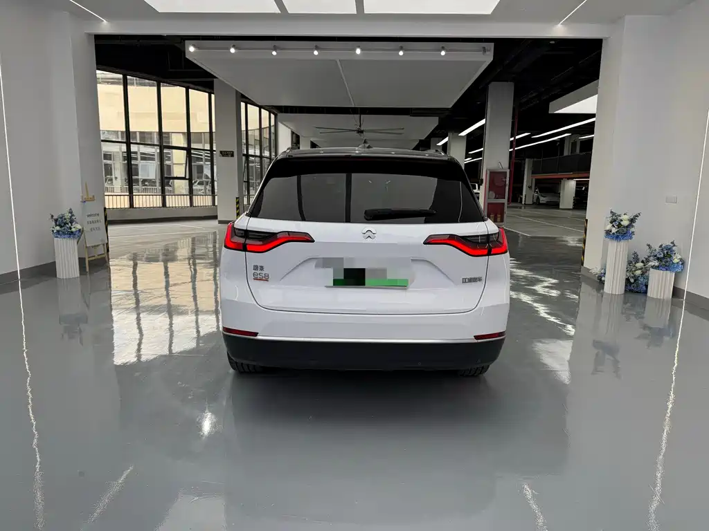 NIO ES8 — миниатюра 14