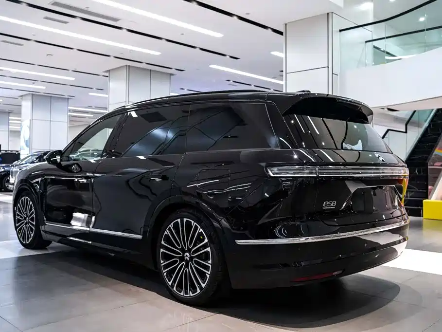 NIO ES8 — миниатюра 8