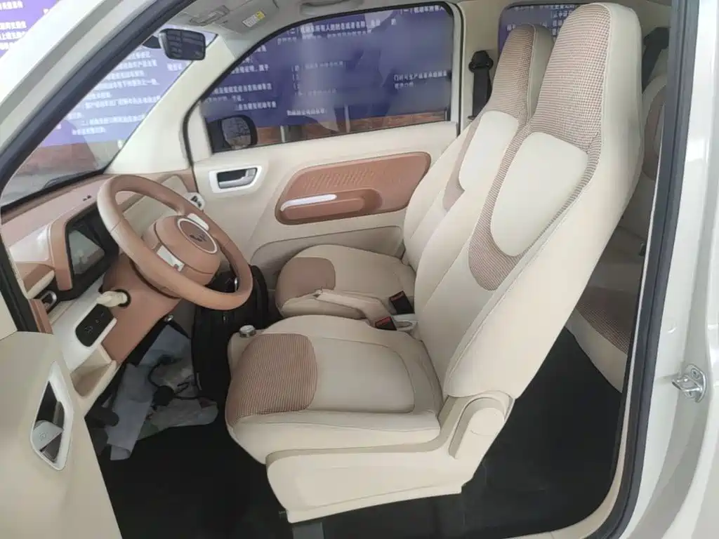 Wuling MINIEV — миниатюра 15