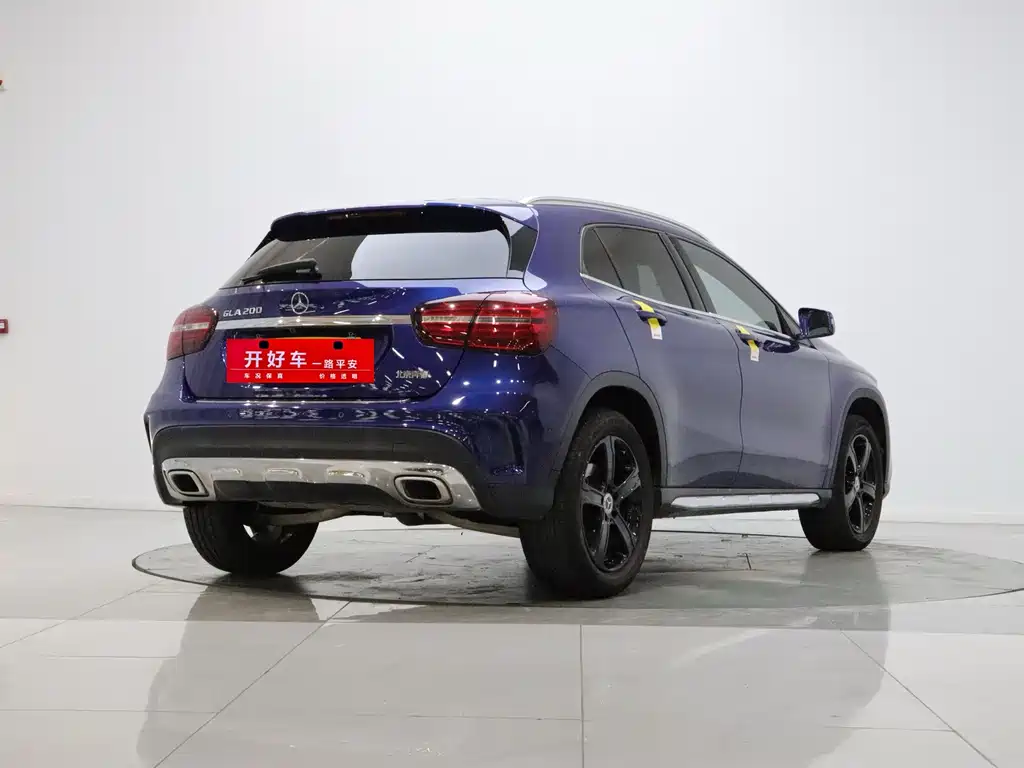 Mercedes-Benz GLA — миниатюра 4
