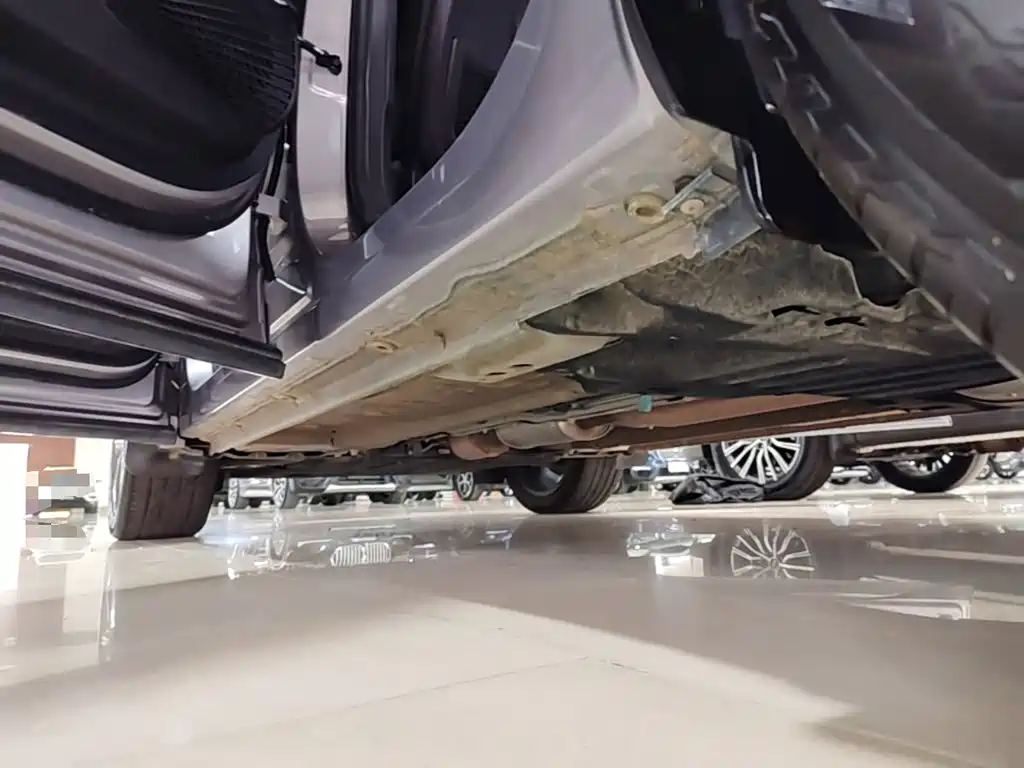 Geely Xingyue L — миниатюра 22