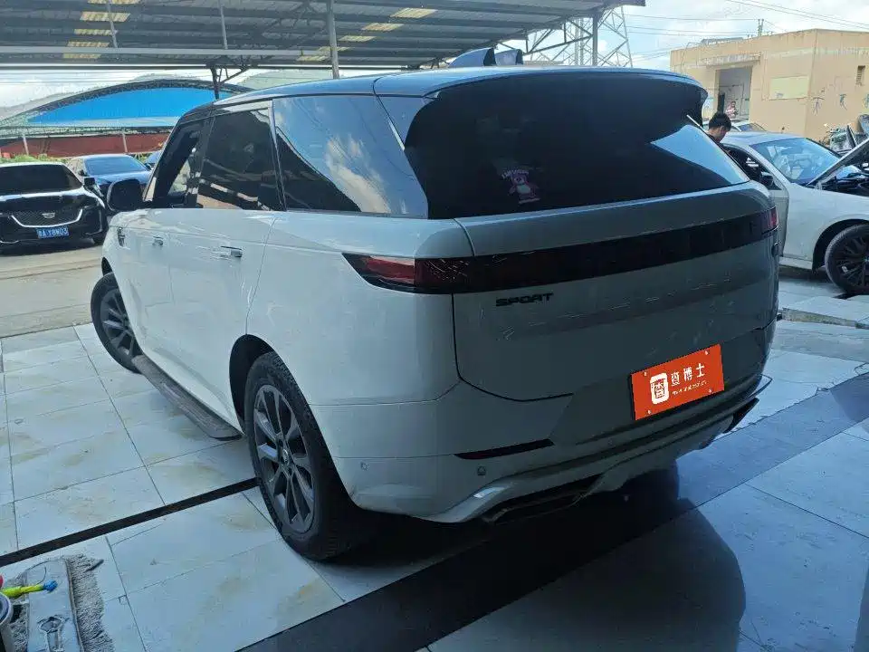 Land Rover Sport — миниатюра 6
