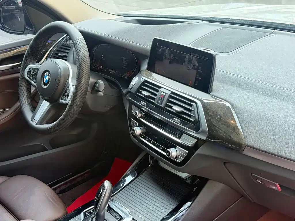 BMW X3 — миниатюра 7