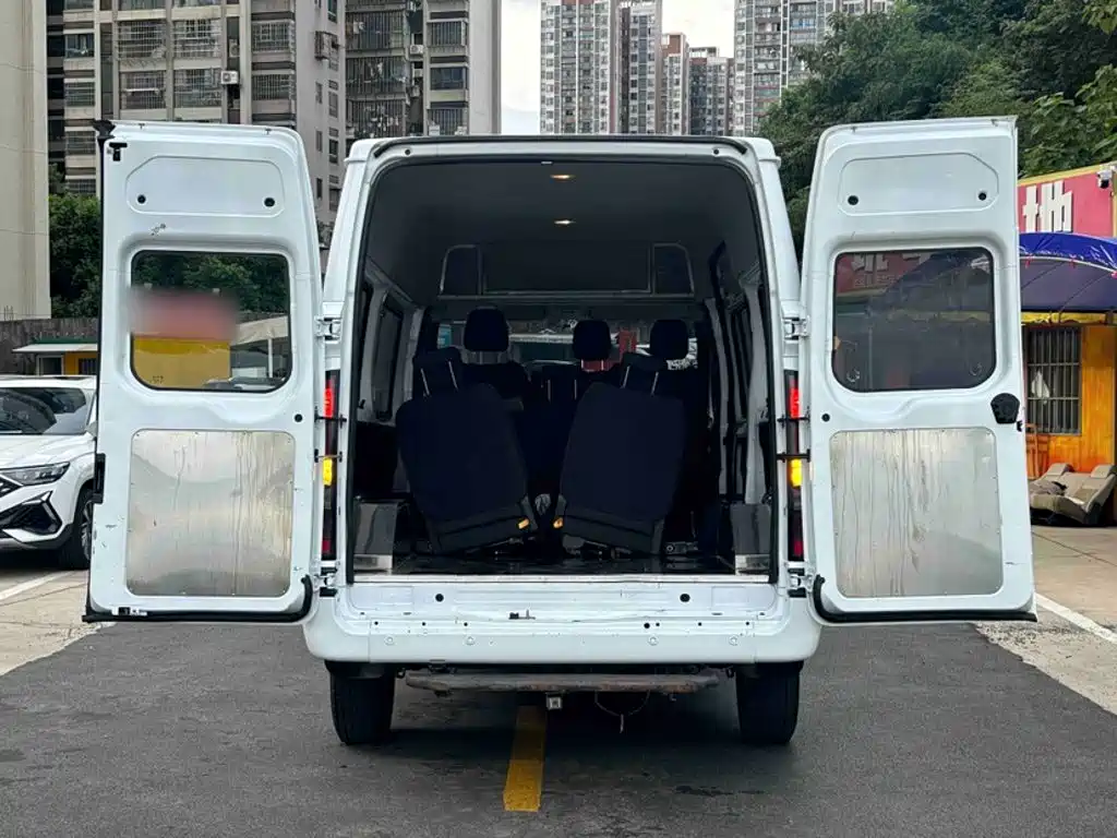JMC JMC Fushun — миниатюра 23