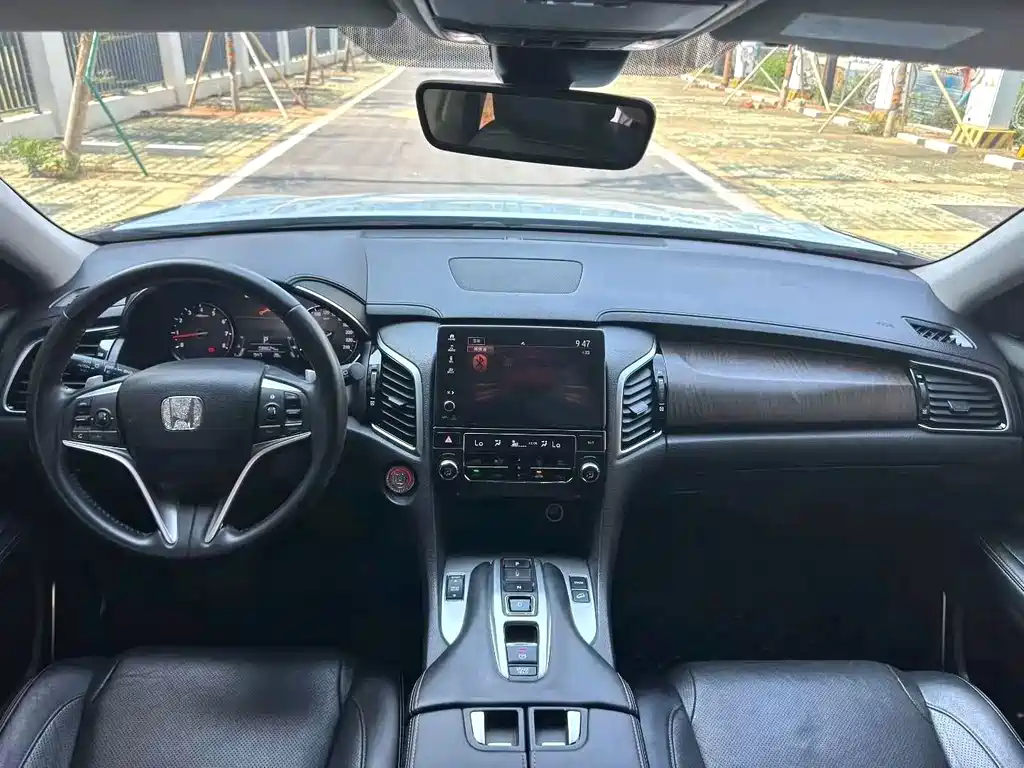 Honda Avancier — миниатюра 5