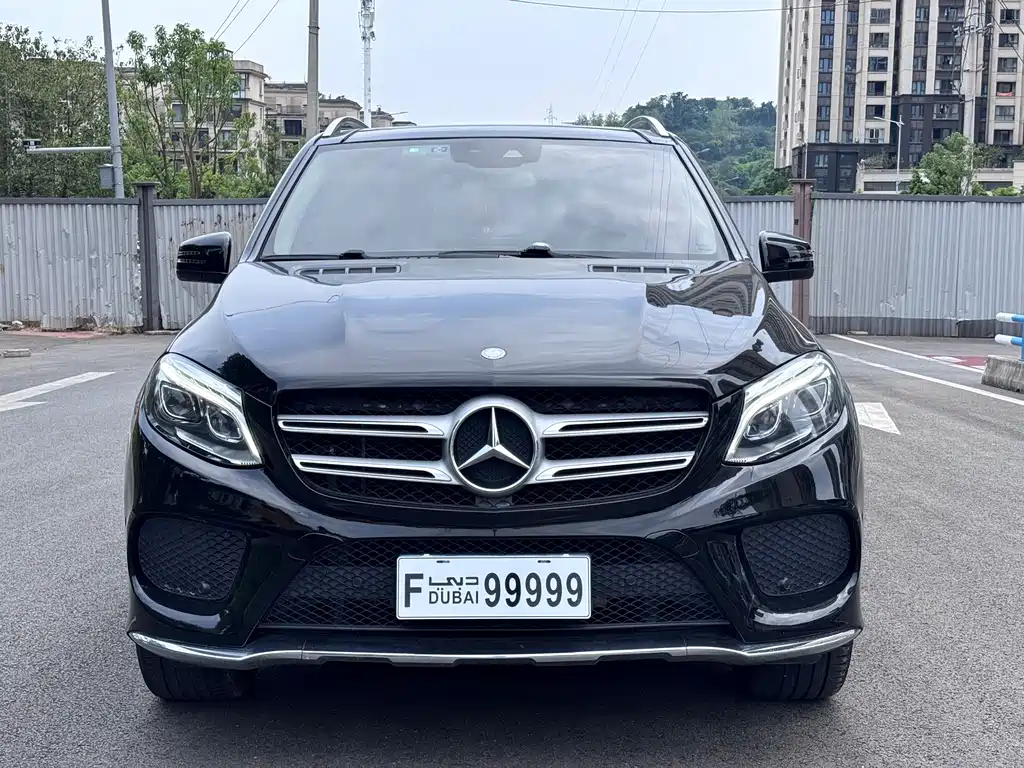 Mercedes-Benz GLE (Import) — миниатюра 2