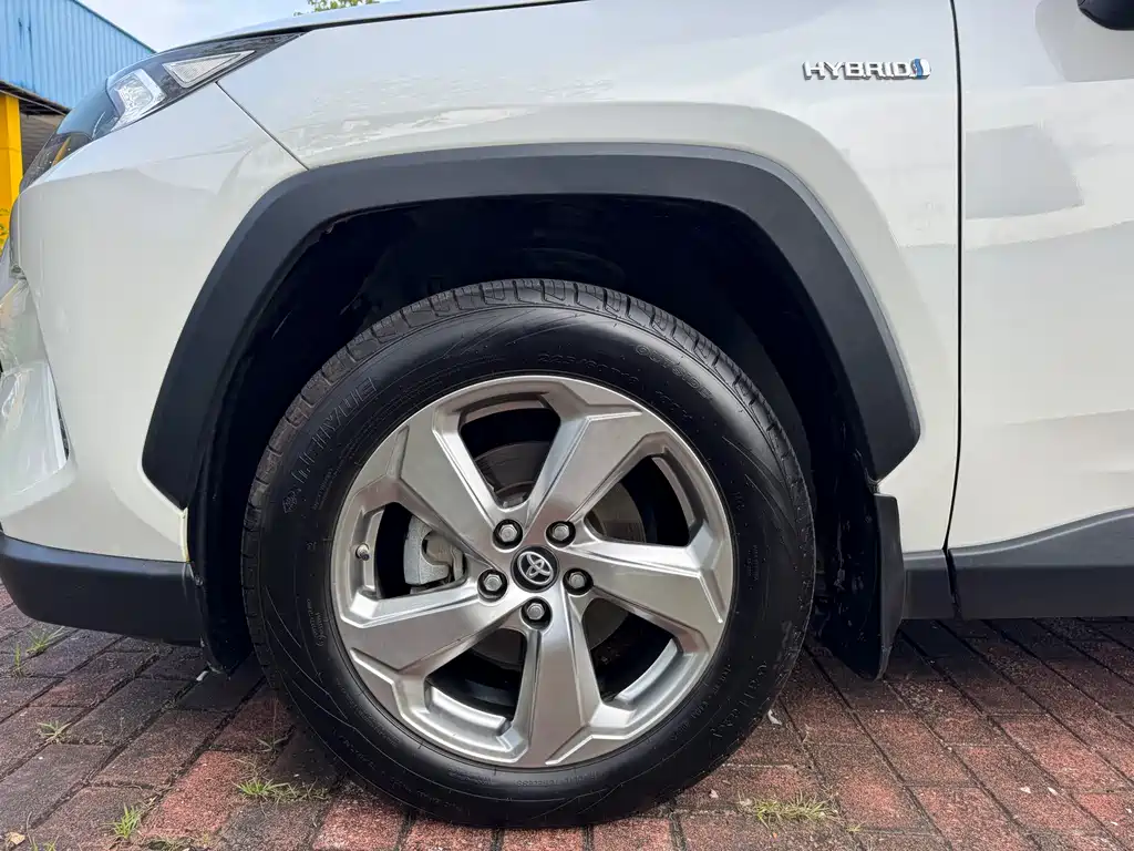 TOYOTA RAV4 RONGFANG