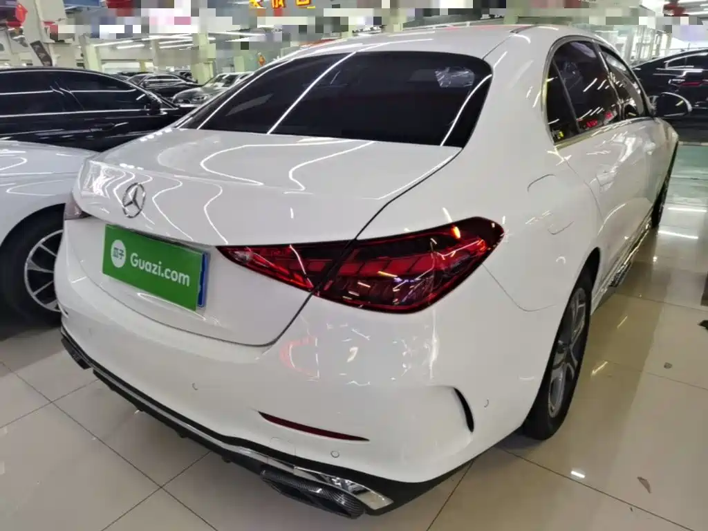 Mercedes-Benz C-Class — миниатюра 7