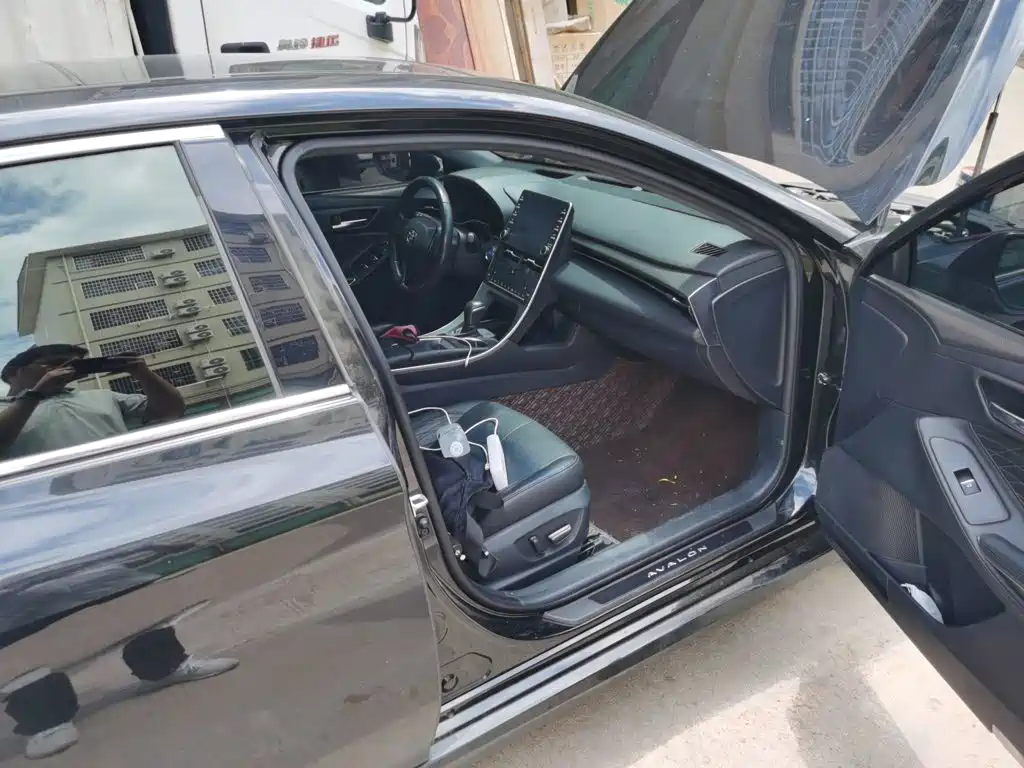 Toyota Avalon — миниатюра 18