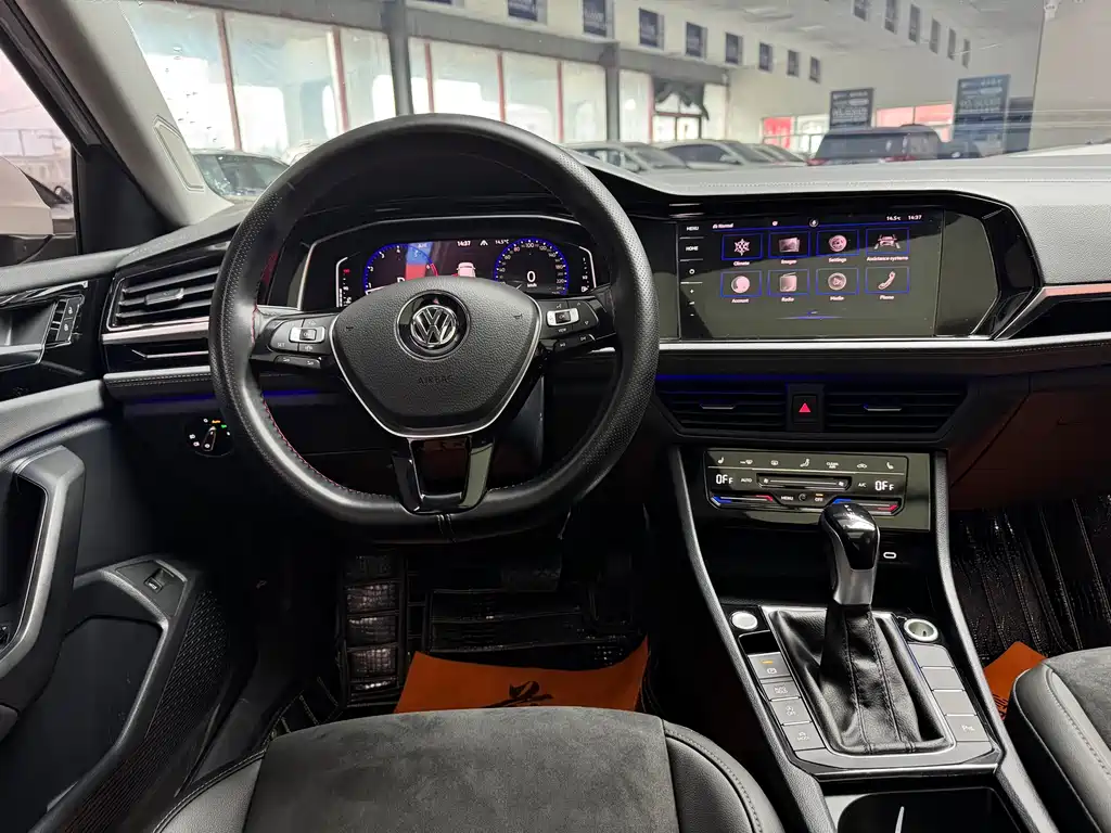 Volkswagen Sagitar — миниатюра 15