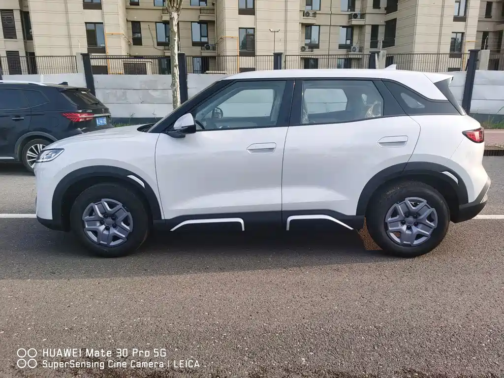 BYD Yuan UP — миниатюра 3