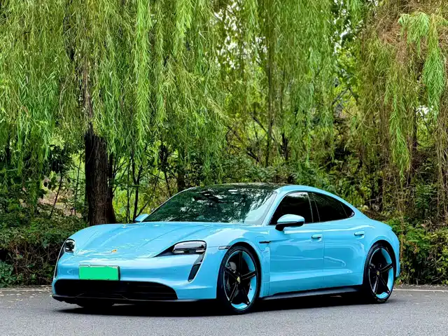 Porsche Taycan