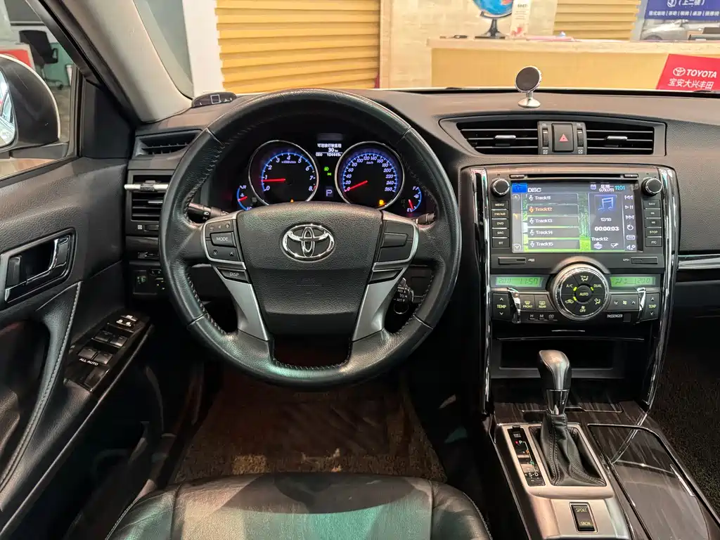 Toyota Reiz — миниатюра 15