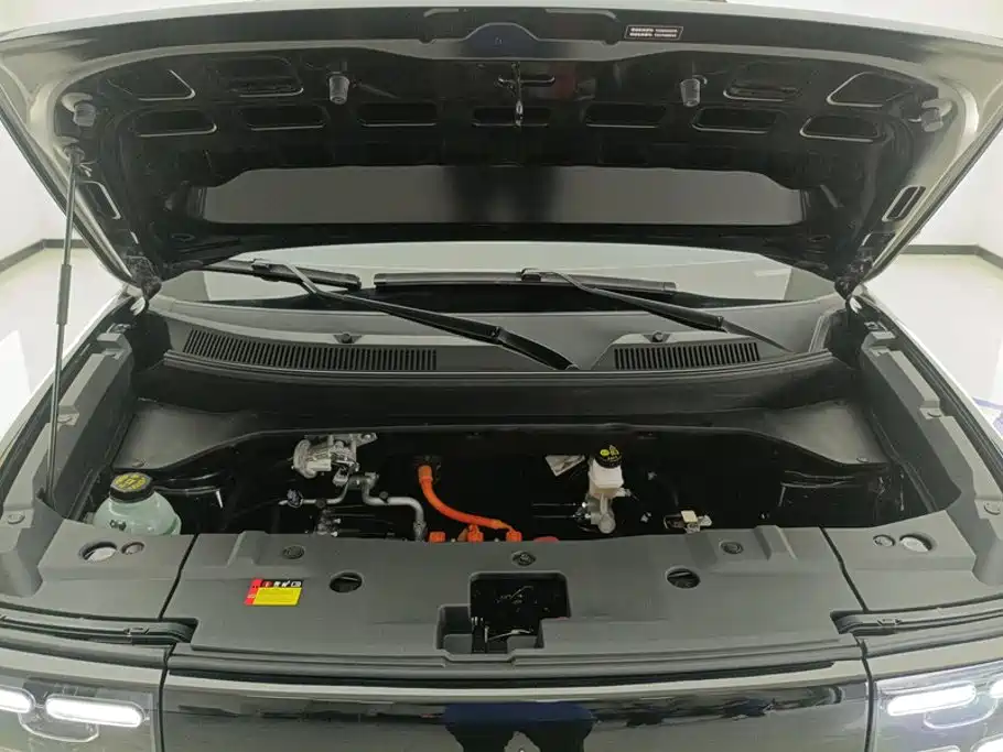 Baojun Yueye Plus — миниатюра 10