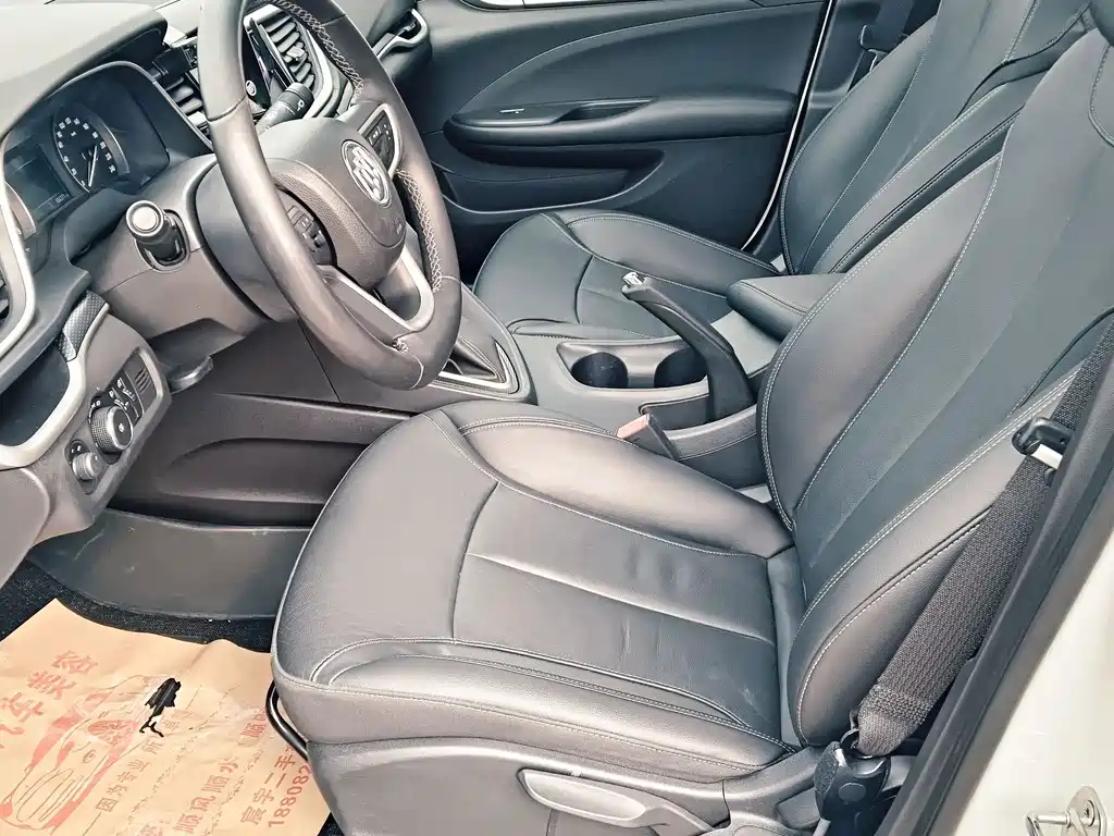 Buick Excelle — миниатюра 4