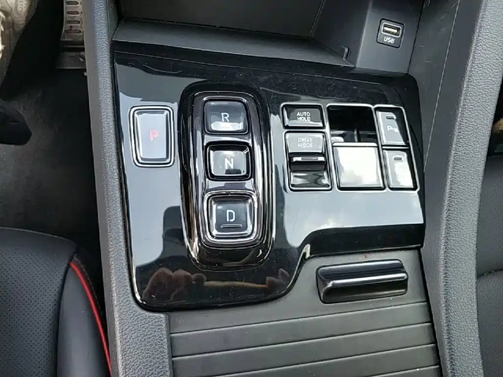Hyundai Sonata — миниатюра 14
