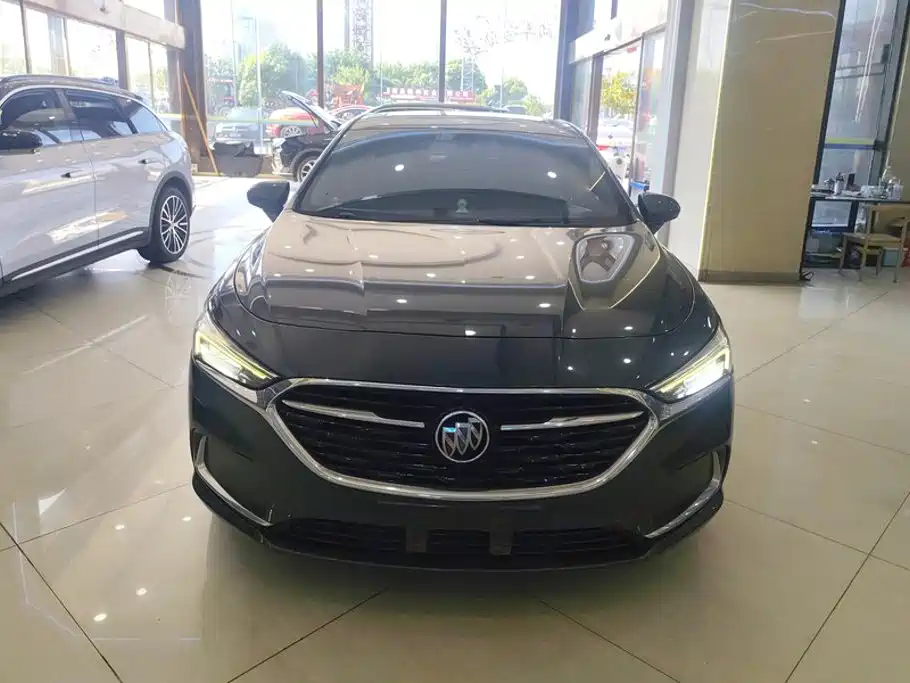Buick LaCrosse — миниатюра 2