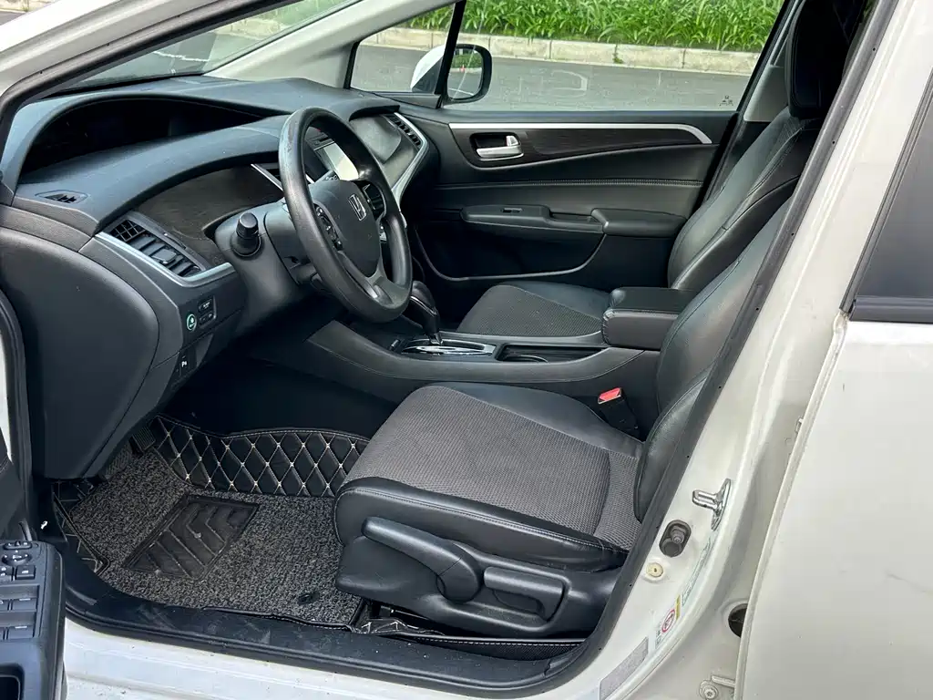 Honda Jade — миниатюра 3
