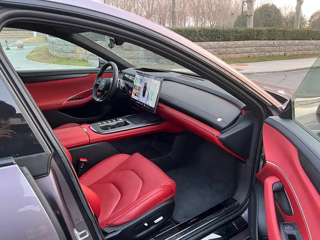 XIAOMI CAR XIAOMI SU7