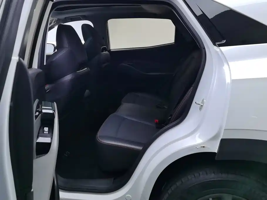 Baojun RS-3 — миниатюра 11
