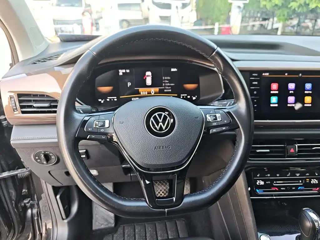 Volkswagen Tharu — миниатюра 11