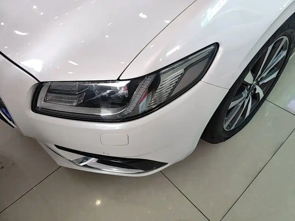 Lincoln Continental — миниатюра 24