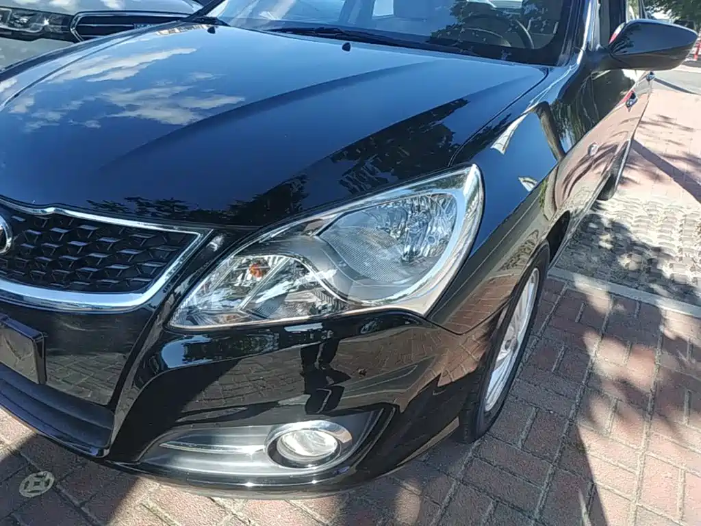 Hyundai Elantra — миниатюра 24