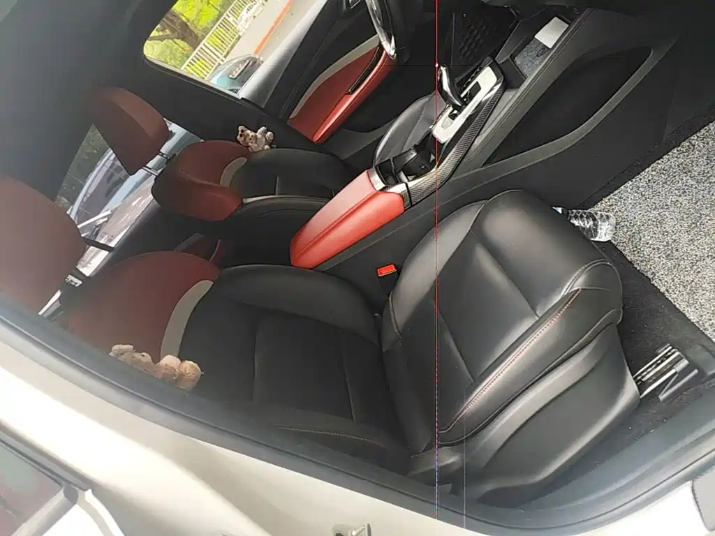 MG MG5 — миниатюра 25