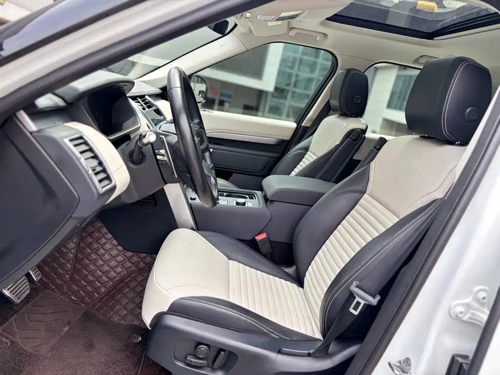 Land Rover Discovery 2021 360PS R-Dynamic S
