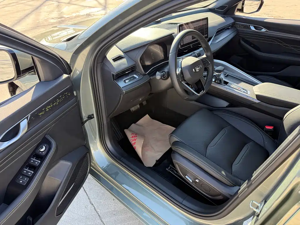 GEELY AUTOMOBILE XINGRUI