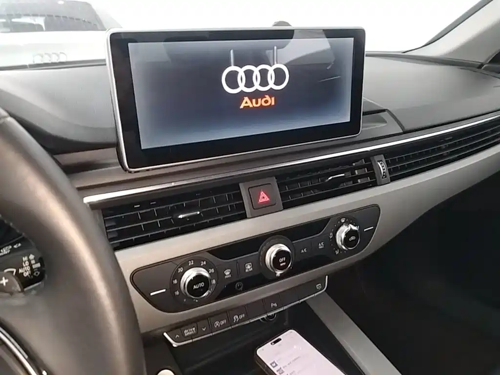 Audi A4L — миниатюра 13