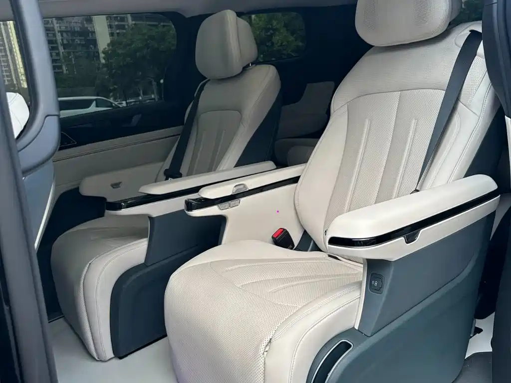 BYD Xia — миниатюра 10