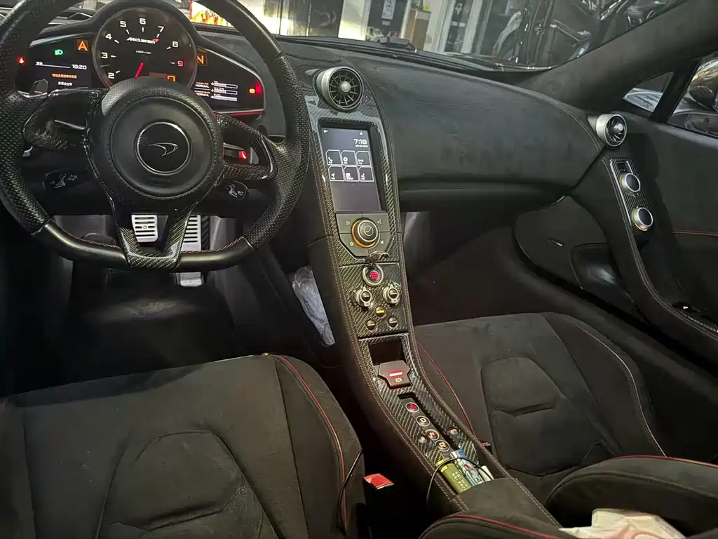 McLaren 650S — миниатюра 9