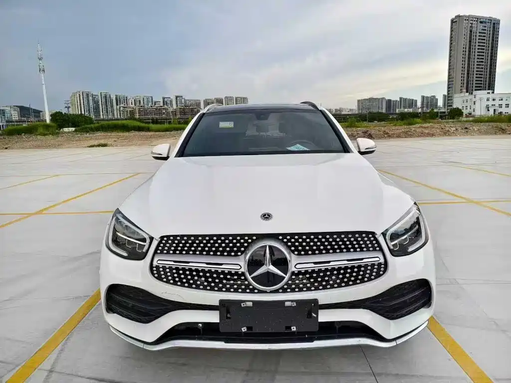 MERCEDES-BENZ GLC