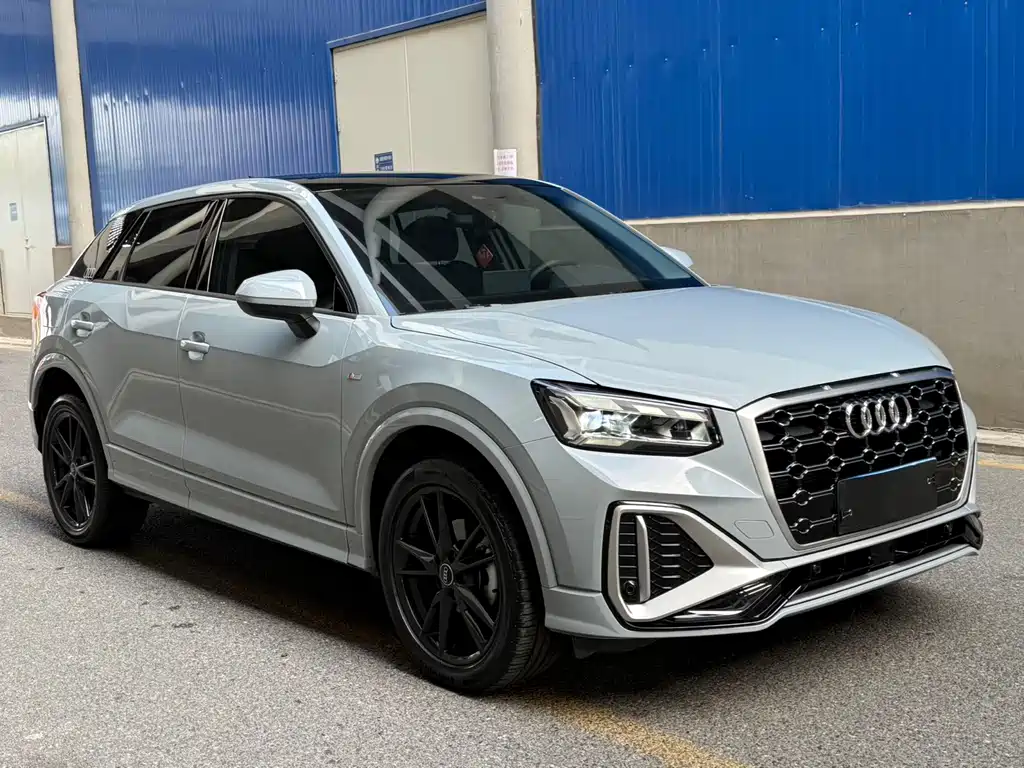 Audi Q2L — миниатюра 3
