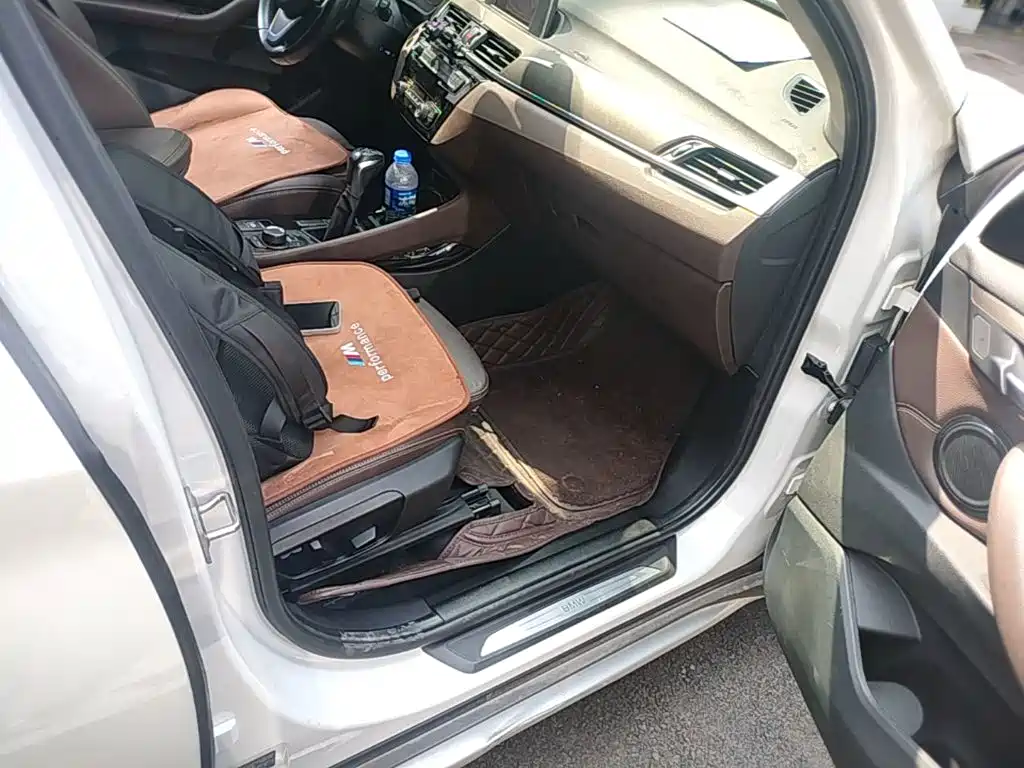 BMW X1 — миниатюра 9