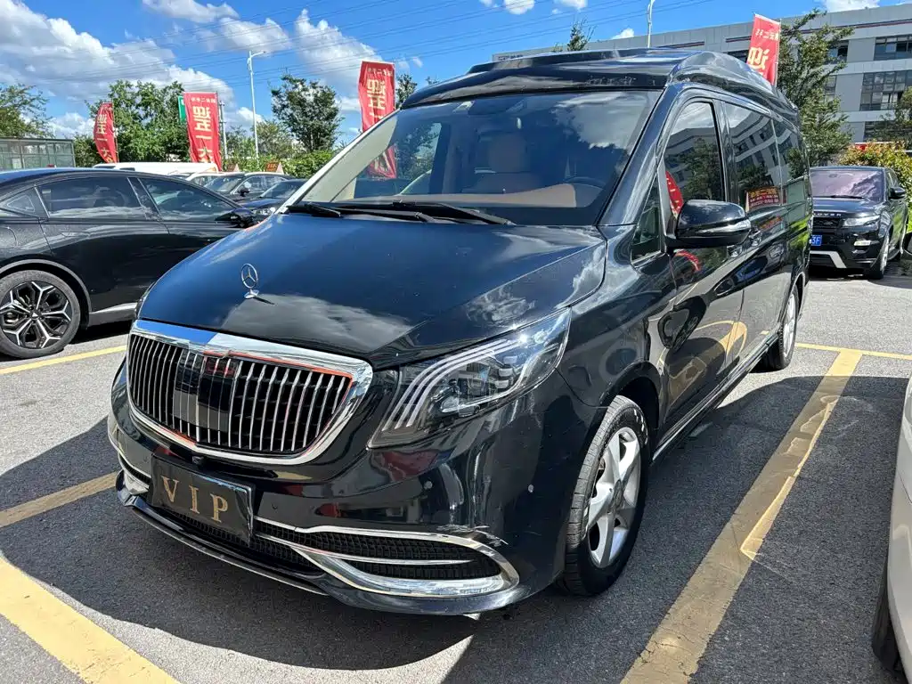 Mercedes-Benz 奔驰V级(进口)